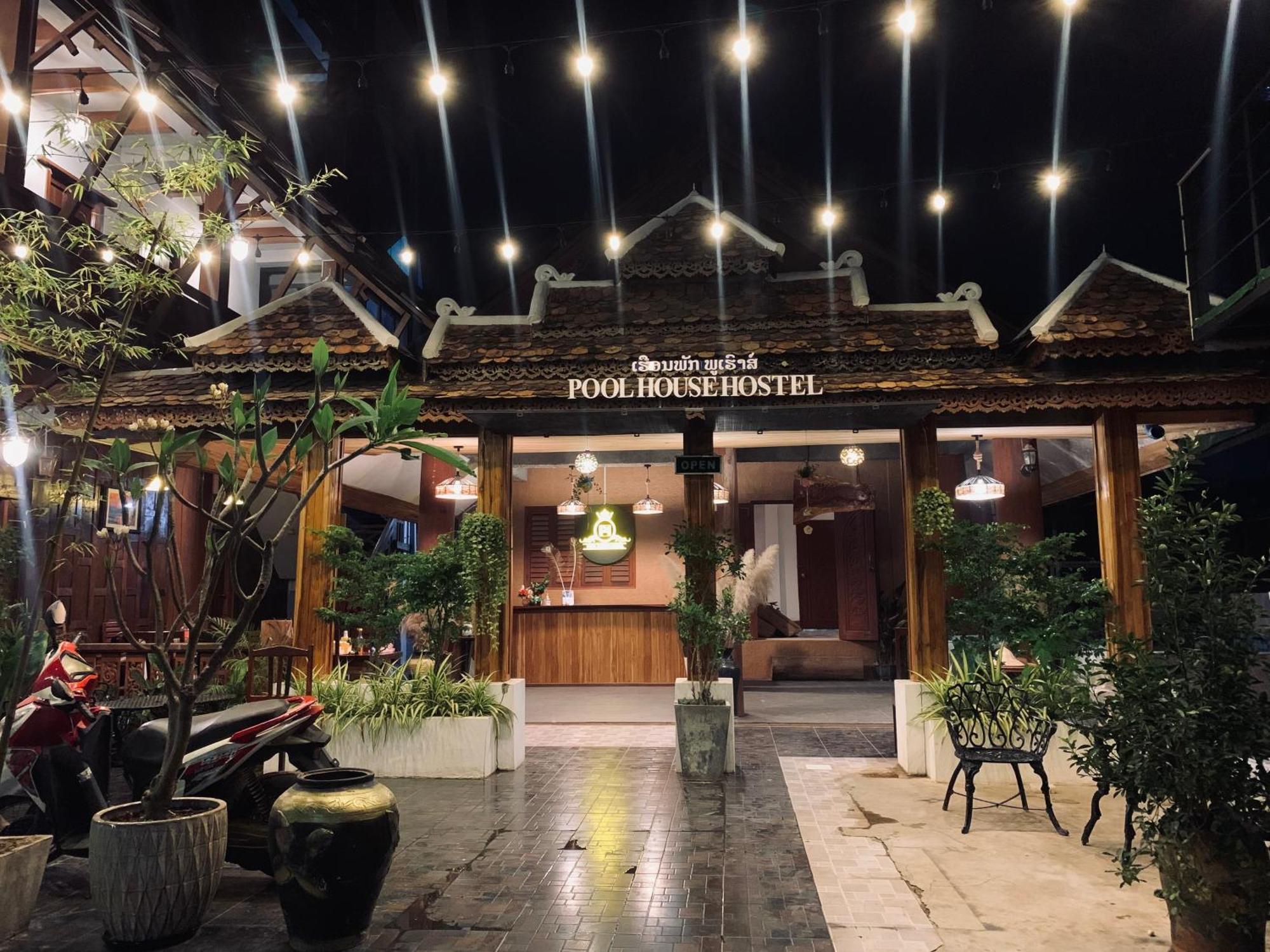 Vangvieng Pool House Hotel วังเวียง ภายนอก รูปภาพ